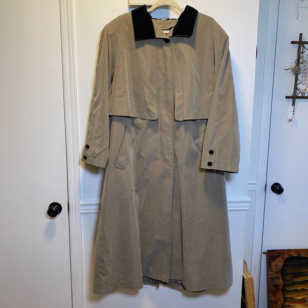 VTG Classic Gallery Woman Trench Coat Velvet Collar Taupe Longline Mod Style 20W